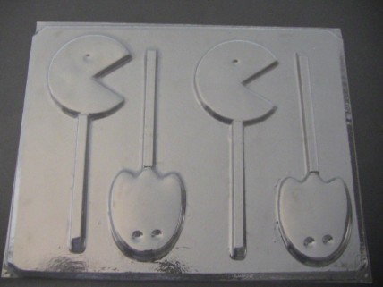 255sp Video Game Man and Ghost Chocolate or Hard Candy Lollipop Mold